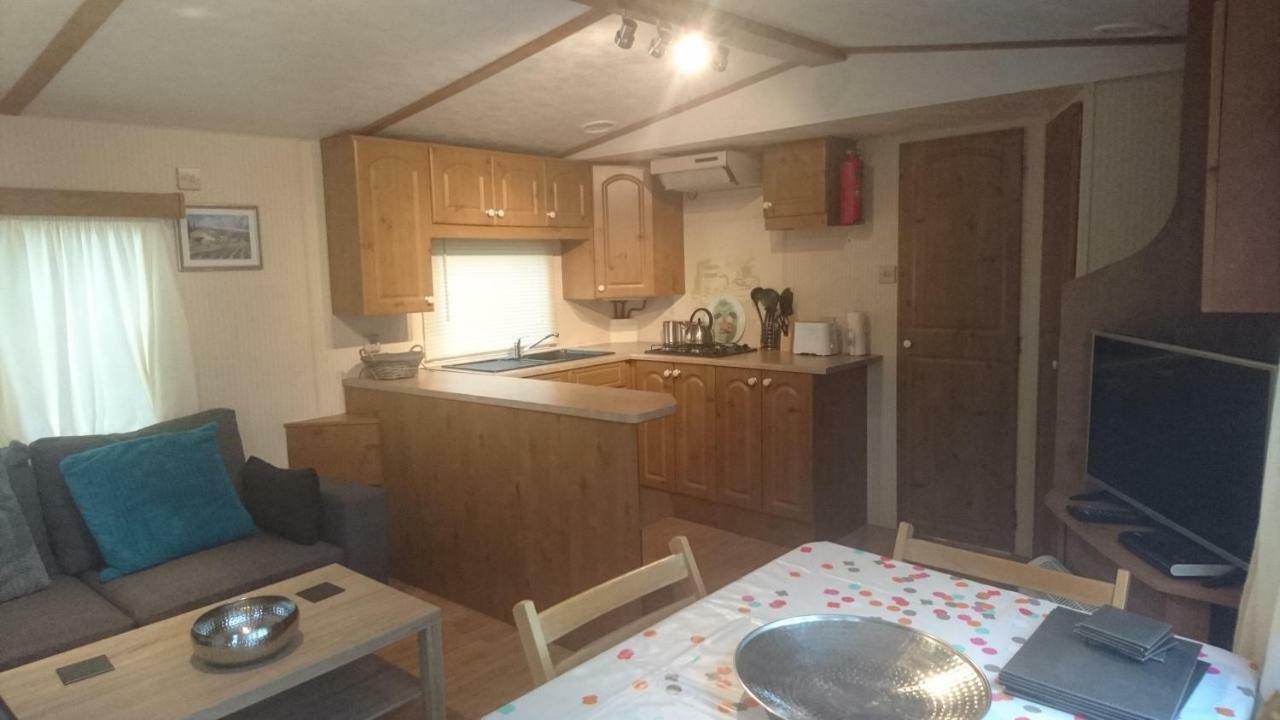Mobile Home In Frejus, South Of France Экстерьер фото